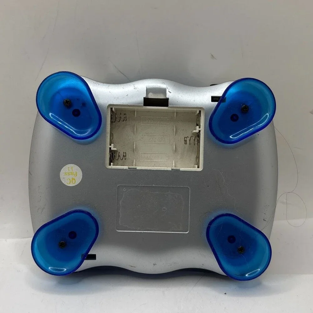 OEM Silver GBA SP dreamGEAR Game Station TV Dock Plug and Play Controller